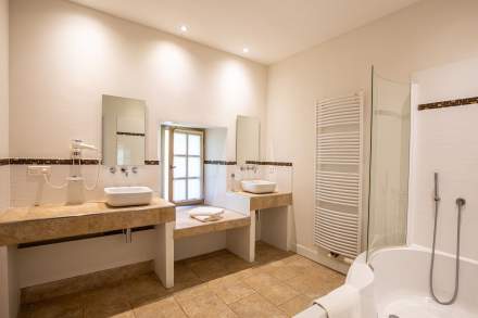 Moulin Bathroom, Vineyard Estate · Guest House Var, Provence