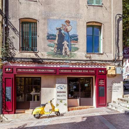 Fromagerie de Lorgues par Tristan Joly