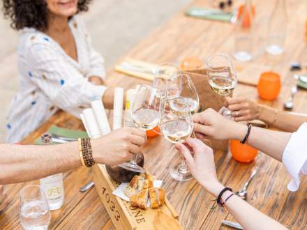 Table de Mentone, entre amis, restaurant dans le Var